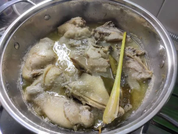 How to Boil Chicken for Dogs – Practical Guide 2023